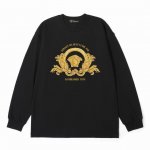 Versace范思哲美杜莎金色印花棉质长袖T恤 定制主标 辅料 水洗齐全 甄选280克32支紧密纺双纱纯棉面料 质感厚实但是透气性良好 有一定厚度 整件衣服垂坠