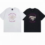 Stussy 斯图西 25Ss 印花短袖 高版本 重工 短袖T恤 顶级用料 限量发售！ 面料：250克 双纱双股用料 预缩定型 具有良好的吸汗性.可以保持干爽舒