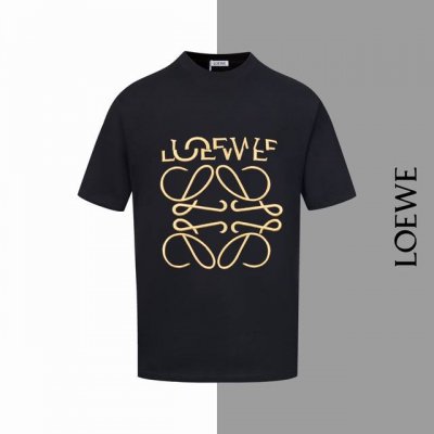 款号#Z66 罗意威错位金标刺绣圆领短袖 loewe官网一致款式 面料 32支双纱280克纯棉面料 同缸同色织染螺纹 颜色一致 工艺 进口机器万针大标刺绣 配套