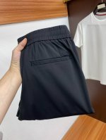 杰尼亚 Ss秋冬新品 官网同步有售 男士商务休闲裤 采用客供弹力面料 用料柔软舒适 非常舒适保暖 设计独特 时尚又休闲 上身效果超级棒码数 M-3Xl