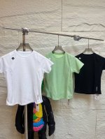 迪桑特夏季经典款丝光棉小标女速干T恤。Desc！Ente 迪Sang特 女款圆领速干短袖T恤！ 最新科技速干面料！排汗强 弹性大，速干效果非常好，舒适、光滑、亲