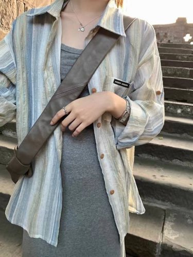 甜妹上线 慵懒又不失精致感耶