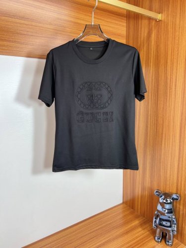 Gucci 古奇 2025年春夏新品上新 三标齐全 丝光棉圆领短袖T恤 好货不用过多介绍 看细节 专柜码数：M-XXXL 175 140建议L，