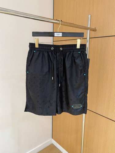 新品 Lv 男士精品休闲裤顶级面料休闲短裤 最新款上身版型无敌正绝对可以闭眼收的一款此款裤子非常百搭，弹力腰围,日常上班户外运动都可以穿着，是时尚休闲与户外运动