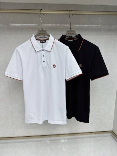 杰尼亚 2025春夏新款Polo领短袖系列。精选顶级丝光珠地棉面料，三标齐全！时尚大牌元素Logo工艺设计，上身版型超赞，面料细腻舒适透气，随意搭配都超级好看时
