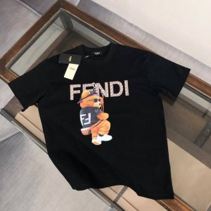款号：G2107 Fendi 芬迪 2025夏季新款圆领短袖T恤！ - 260G双纱纯棉顶级面料 手感柔软 百分百纯棉独家出货 定染硫化黑无尘处理面料 -面料：