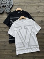 华伦天奴 Valention 2025新款 胸前点缀大Vlogo标识短袖T恤 高版本高品质原版面料 网红明星同款 定制32支双纱260克重棉 经典Logo标识印