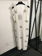 款号20252272 Chane*新款 重工钉钻花朵包臀开叉针织吊带连衣裙，白色，黑色，Sml， M码；胸围80，长125