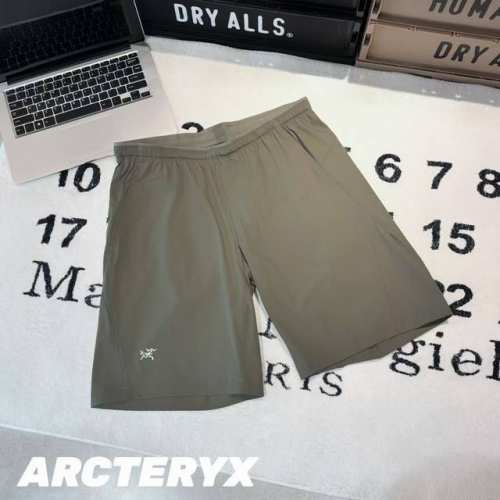 Arcteryx始祖鸟Aptin Short轻便耐磨压胶运动短裤 男女同款 -面料：采用原版一比一速干面料。 -辅料：原版拆解开发，一比一定制的小标，领标，水洗