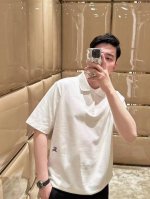 巴宝莉Burberry 24Ss下摆战马刺绣短袖polo衫 龙年春夏第一季由Bv绿创始人Daniellee全新打造Burberry新一季产品 定织面料材质为10