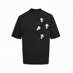 chromehearts 克罗心 25Ss 涂鸦十字架贴布刺绣水洗短袖 胸口特以品牌贴布标识贴布刺绣 配以品牌Logo点缀 后背手工贴布加立体刺绣及涂鸦 整衣做