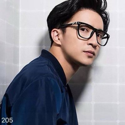 chromeheart克罗心方框平光镜 款号205 情侣款大黑框，近视眼镜架。防蓝光辐射玩手机必备！专柜全套包装，非常高逼格。复古休闲弄潮必备，小红书热销，薛之