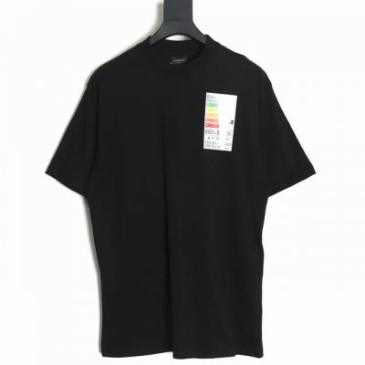 Balenciaga 巴黎世家 23Ss 节能标识冰箱贴短袖T恤 衣服采用了32S定制双股活性黑面料 版型还是一如既往的Os 最难调节的就是这个最新印花工艺 底