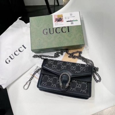 gucci古驰 丹宁酒神包 配全套包装 春季最新款 黑牛仔质感+链条搭配 可正式可休闲 真的一眼爱上了 可手拿单肩斜挎 这个包包真的很适合现在背 可盐可甜 尺寸