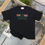 款号：Cx9080 高版本 2025春季新款Gucci古驰经典胸口刺绣腰带字母Logo图案绣花休闲情侣宽松短袖T恤，独一无二的活性环保面料染色，32支双纱精梳纯