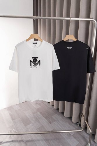 x004 Monaster 新款T恤，Logo+前后图案采用牙刷绣十刺绣工艺，260克高品优质双纱纯棉面料， 时尚而奢华，男女同款。 颜色：黑色，白色，尺码:M