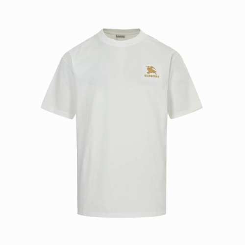 burberry 巴宝莉 25Ss 胸口金标战马刺绣短袖 面料采用纯棉精梳棉面料，采用胸前金标战马刺绣，上身效果宽松休闲，百搭款，三标齐全 ，男女同款 Size