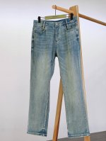 Loewe 罗意威 2025Ss早春新品 高级时装感，超柔牛仔面料 , 重工洗水牛仔裤。 面料很特殊，超细精仿棉纱混纺，超柔舒适感。 具备牛仔随性感 ,休闲感