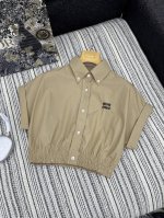 爆款现货 原单高品质 Miu Mi*｜25新款休闲卷边衬衫 颜色百搭高级 定制松紧下摆包容性好 尽显高级随意感 视觉盛宴 四季必入的百搭单品 订制面料，休闲范儿