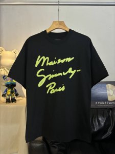 实拍图 顶级版本 #Givenchy#纪梵希.25Ss荧光色毛巾绣字母绣花短袖T恤 面料采用定制Giv全棉双纱面料 克重260G 手感松软细腻扎实 舒适透气不易