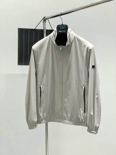杰尼亚 Zegna，2025春季最新品，专柜同步有售，原单狠货，时尚休闲两面穿外套，采用进口原版面料，舒适透气，顶级刺绣印胶工艺字母图案装饰Logo，原版五金辅