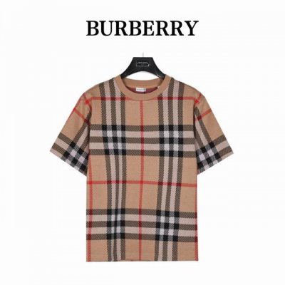 Burberry 巴宝莉 格纹针织套装短袖T恤 原版短袖7700，72%羊毛28%化纤，原版三种颜色定染纱线。 12针进口电脑织机，三种纱线交织在一起形成的颜色