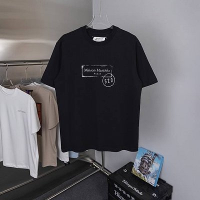 礼盒装款号Y22-1码数Xs-S-M-L Magiera Mm6马吉拉 官网同款 520系列破损字母Logo 印花双纱纯棉短袖 、每对情侣必备单品 - 280G