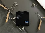 szn*合身版型M-Xxxl 25春夏顶级印花经典短袖，精致工艺专柜面料，顶级元素融合打造，经典短袖3标齐全，潮男时尚，无论是上身舒适度还是都是无可比拟的存在，