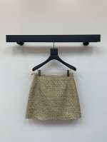 Chane 25Ss春夏最新款编织半裙 本季最佳必入绝绝子 定制特种纱奶油黄编织软花呢面料 纯手工珠边挑针工艺 立体剪裁H版型上身巨显瘦 气质名媛少女风 白富美