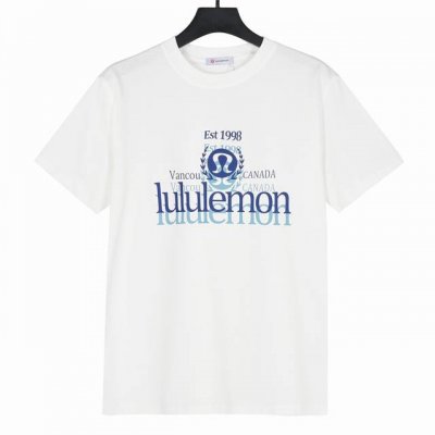 Lululemon 露露乐蒙2025春夏新品重影字母丰收标志印花短袖 面料采用300克重双纱精梳棉，定制32支1*1螺纹，成衣两遍水洗处理，面料舒适亲肤无异感，