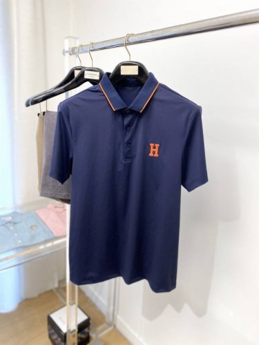 爱马仕、2025新品短袖T恤，帅气时尚，胸前顶级印胶字母Logo，简约百搭款。面料棉 不仅挺括，保持潮流的廓形，又穿着舒适，纱织更细腻，码数M-3Xl