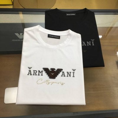 Aman..I 2025新品休闲圆领短袖T恤，外贸公司贸易订单，重磅推荐，品牌原产 品相完美一流！工艺设计感超强的一款单品，将时装美学发挥到极致，相当有意境，定