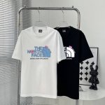 北面卡通爱心涂鸦减龄短袖T 减龄百搭 宽松的剪裁非常能藏肉 能够容纳各种身材 不同身高都能驾驭 男女情侣同款 颜色 白色 黑色 尺码 S 3Xl