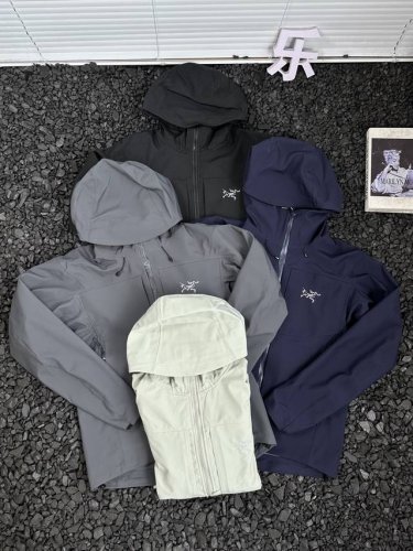 380 - Arcteryx Gamma Mx Hoody 纯色保暖软壳连帽冲锋衣外套 都市山系 - 身为在城市里寻找自由的探险家，日常游走在高楼大厦与城市公园