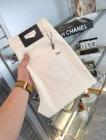 Dior 迪奥 2025Ss春夏时尚新品 高端奢华定制米杏直筒牛仔裤，客供水洗弹力面料 精仿棉纱混纺 面料舒适柔软 经典小五金配饰 品质卓然 极度奢华 上身有型
