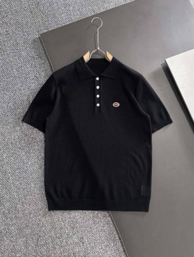 gucci古驰 25Ss新款针织短袖 超经典设计 简约没有任何多余累赘感 衣橱不可缺少的一件百搭单品 采用优质羊毛制作而成 穿身上超级舒适 前卫又实穿 精致完美