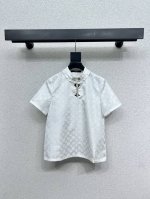 L家金属设计提花短袖上衣 经典又有型 各种都能完美驾驭～高级成衣做法，细节美到爆！精美又日常，轻松驾驭！质感棒棒哒！减龄 时髦休闲少女感，强推 高品质 尺码Sm