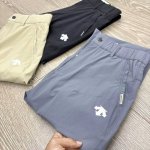 上新 Descente 迪桑特高品质商务长裤，立体剪裁速干透气防晒夏季薄款弹力商务休闲长裤松紧腰。面料采用防刮耐磨、内侧柔软贴身舒适性。 裤子简洁和两侧拉链口袋