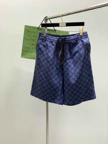 gucci 古驰，2025夏季最新品，专柜同步有售，原单狠货，时尚休闲短裤，进口原版面料，舒适透气，独特设计风格，顶级提花工艺字母图案Logo，原版五金辅料装饰