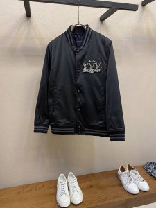 1V、2025Ss春季新款短款宽松型棒球服夹克外套男女同款情侣装 情侣款飞行服夹克外套 1双面定制面料 垂感 抗皱高级感十足，上身非常柔软舒适，一衣双穿 顶级奢