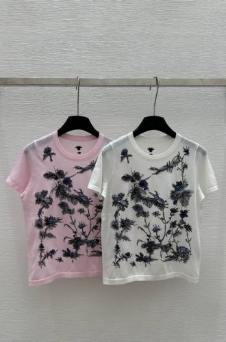 P230D家 早春新款 圆领花卉刺绣针织短袖 颜色：白色 粉色 尺码：36.38.40