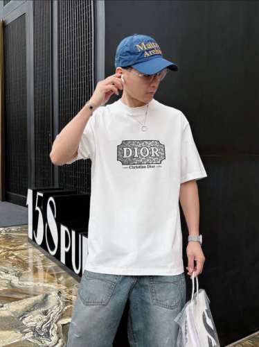 Dior 迪奥 2025年春夏新品上新 三标齐全 丝光棉圆领短袖T恤 好货不用过多介绍 看细节 专柜码数：M-Xxxl 175 140建议L
