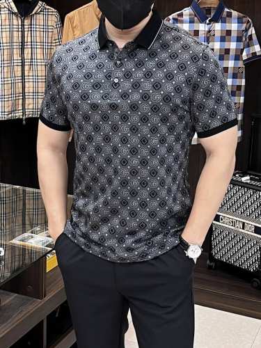 主推 Gucci 2025Ss蛇年新款古驰翻领精品短袖T恤 官网同步 高端品质三D印花款 定制顶级丝光棉面料 顶级大厂1:1制作 时尚大牌重工艺Logo设计 手