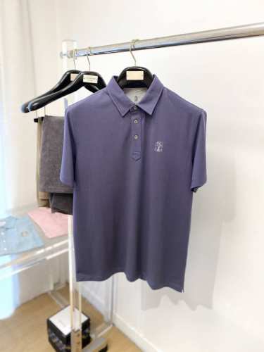 brunello Cucinelli、2025新品短袖T恤，帅气时尚，胸前精致刺绣图案Logo，简约百搭款。面料棉 不仅挺括，保持潮流的廓形，又穿着舒适，纱织更