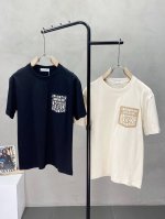 Dior迪奥独家专供新款原单男士休闲短袖 高端定制 高版本 时尚百搭爆款进口面料 手感超柔软细腻 穿着亲肤舒适 高端精品 代工厂P精细做工 上身非常赞 男士必备