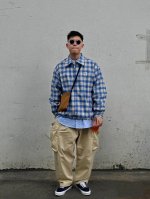 200 【Stussy 斯图西24新品蓝色格纹翻领教练夹克外套】 斯图西24新品推荐 翻领宽松教练夹克外套 偏短宽的版型 上身立体 有造型感 门襟选用金属拉链