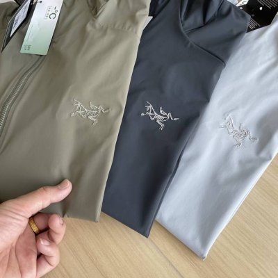 细节图 品质防晒服Arc'teryz 始祖鸟三色情侣新款户外休闲皮肤连帽防晒衣外套！ 刺绣款 防晒指数50+认证款！高端品质透气防晒无敌！已质检！ 进口科技防晒