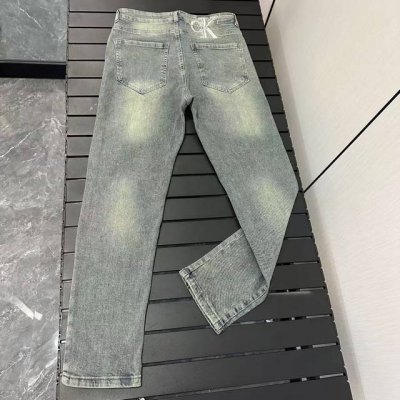 oc-741 Ck牛仔裤 最新超柔牛仔长裤 顶级用料超柔高棉水洗牛仔面料每一件水洗费用高达常规工艺三倍之多 触感极致细腻 质感非常好 全身简约大气设计 裤子后口