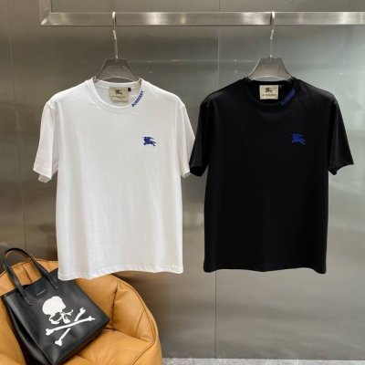 巴家 Burberryt恤 简约又高级，领口处的蓝色“Burberry”刺绣，还有胸口精致的蓝色骑士刺绣，低调中尽显奢华 面料柔软亲肤，M-3Xl 隔天