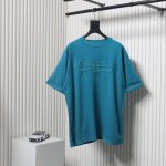 Balenciaga 巴黎世家 25Ss 贴布字母反缝破洞短袖独家280克定织定染布料 质感柔软舒适磨破工艺 反穿设计胸前字母双B贴布绣 Os落肩宽松版型 春夏